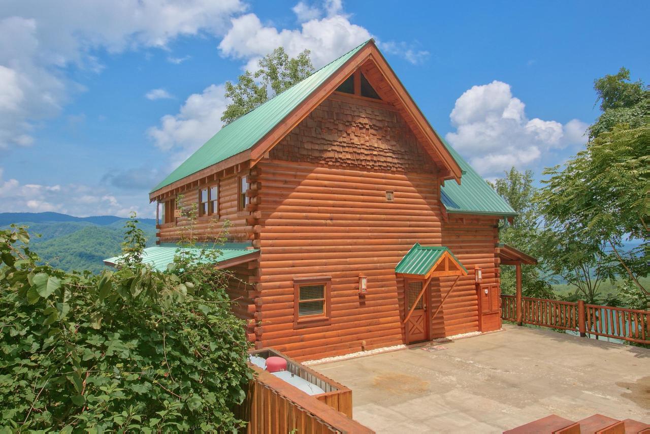 Lovers Loft #62 Sevierville Room photo